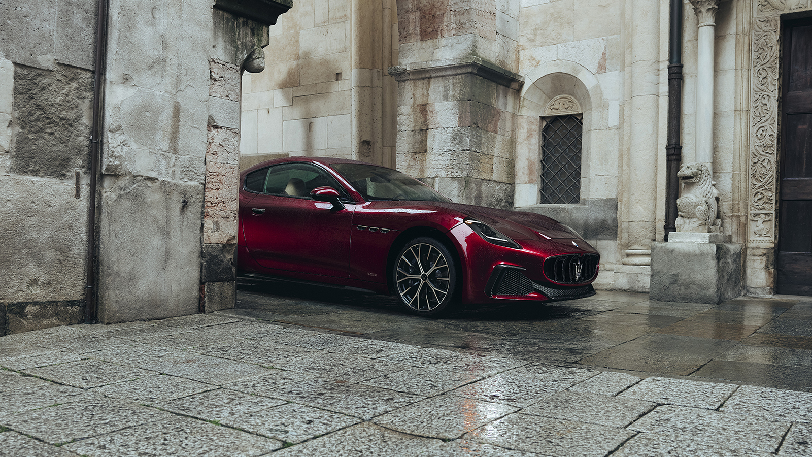 Δύο one-off Maserati γιορτάζουν την επιστροφή της μάρκας στη Μόντενα 